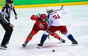 «Юниор» и Беларусь U18 проведут первый матч финальной серии плей-офф высшей лиги